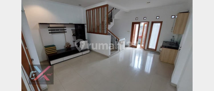 Rumah 3 Lantai SHM bisa KPR di Sayap Ir.h.djuanda Dago Bandung 1