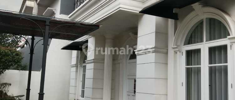 Rumh Mewah Modern Minimalis di Gudang Peluru Jakarta Selatan 1