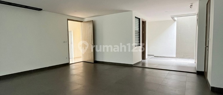 Rumah Nava Park Mewah Dan Cantik Lokasi Strategis 1
