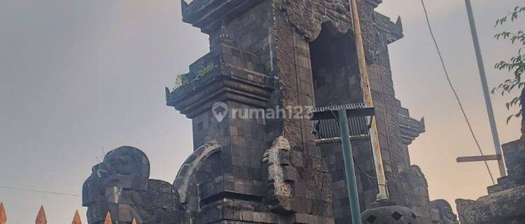 Rumah 2 Lantai, Posisi Pintu Utama Perumahan Bisa Untuk Tempat Tinggal Atau Usaha 1