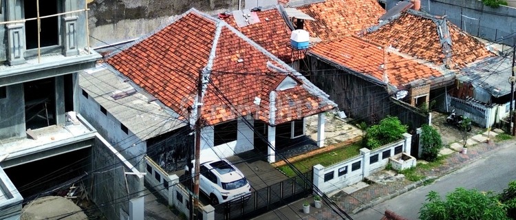 Termurah!! di Jual Rumah Hitung Tanah di Tebet Timur Akses Jalan 3 Mobil, Nego ! 1