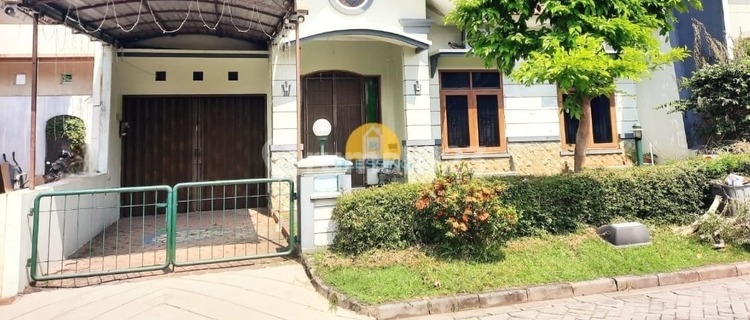 Nice Ready-to-Occupy Cluster House in Graha Estetika 1