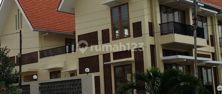 Strategic Prospect Ready-to-Live Good House in Bukit Sari 1