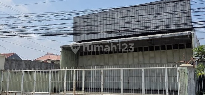 Exclusive Good Business Space on Gajah Raya Main Road 1