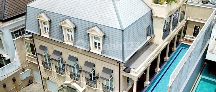 EUROPEAN CLASSIC HOUSE IN SELONG, KEBAYORAN BARU READY TO OCCUPY QUIET, SHADY LOCATION 1