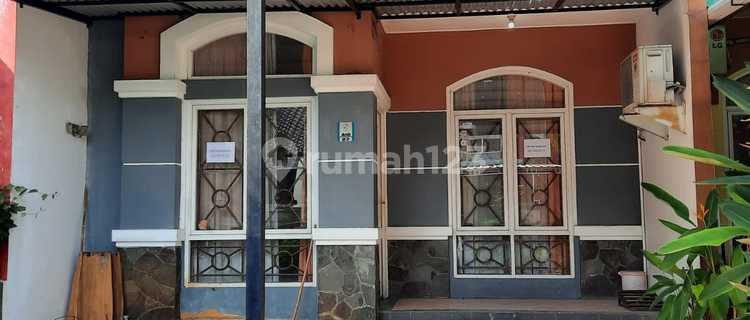 For Sale Cluster House in Graha Padma Area, Semarang 1