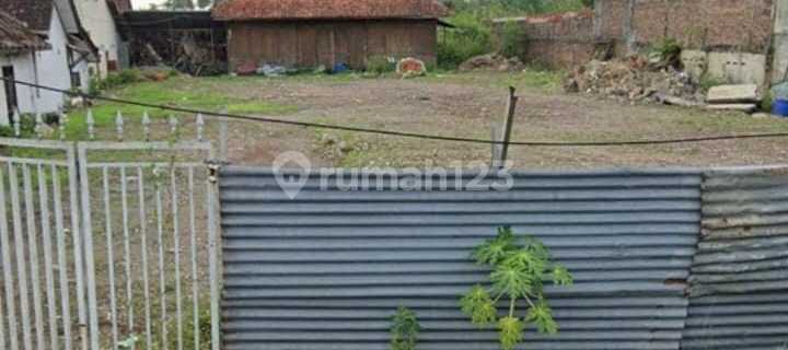 For Rent: Land and Building Former Restaurant in Mijen Area, Semarang 1