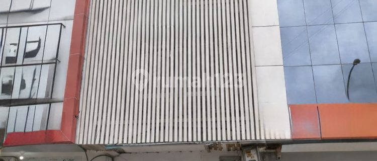 For Sale: Cheap Strategic Shop/House in East Semarang 1
