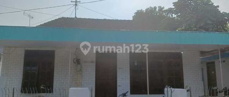 Disewakan Rumah Bisa Nego Dekat Bank Di Daerah Desa Puri Patu 1