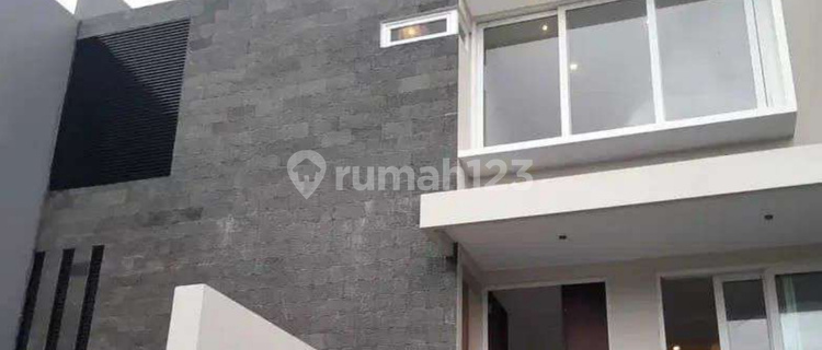 Dijual Rumah Siap Huni Mewah Genuk Semarang 1