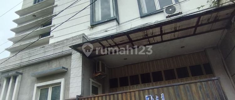 Disewakan Gudang + Office Ex Percetakan di Citarum Semarang 1