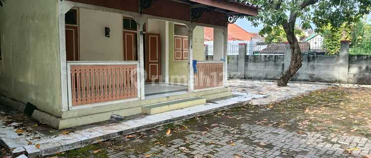 For Rent: House in the Purwosari Raya Area, Rejosari, Semarang 1
