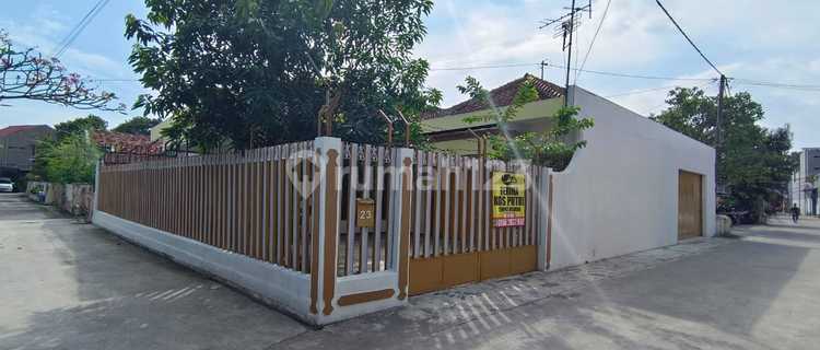 Kost for Sale, Hook Position, Negotiable, in Bintoro Area, Demak City 1