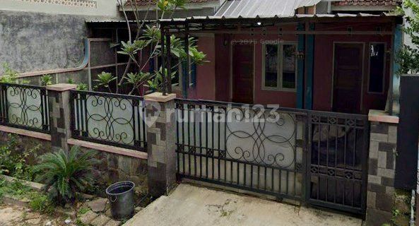House by Handapherang Main Road, Ciamis 1