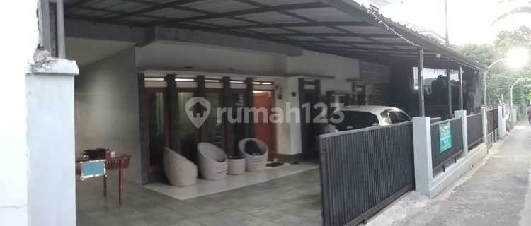 Cheap Sale Nice House With 16 Active Boarding Rooms Full Strategic Location 1