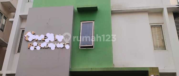 For Sale Active Kost with 24 Rooms in Lippo Karawaci 1