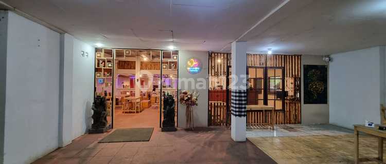 For Sale: 3-Unit Row of Shophouses by the Roadside, Near Shopping Center, Near Transportation, Near Places of Worship, Near Schools, Near Toll Access in Limo, Depok 1