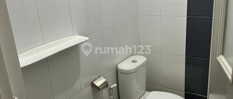 For Sale/Rent Strategic Shop House On Jl.karapitan Bandung City 1