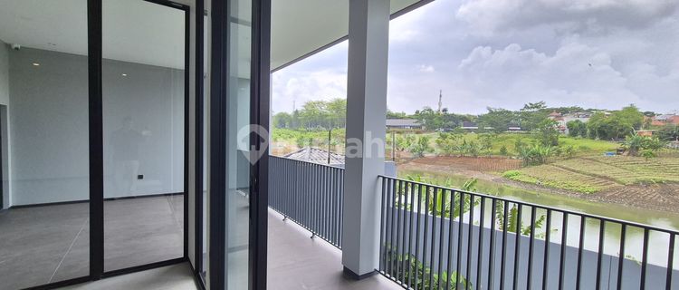 Dijual Rumah Mewah View Danau Kota Baru Parahyangan Bandung 1