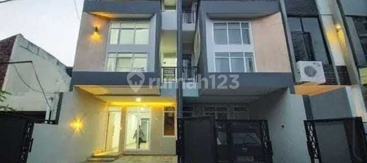 Rumah Bagus Duri Kepa, Jakarta Barat 1