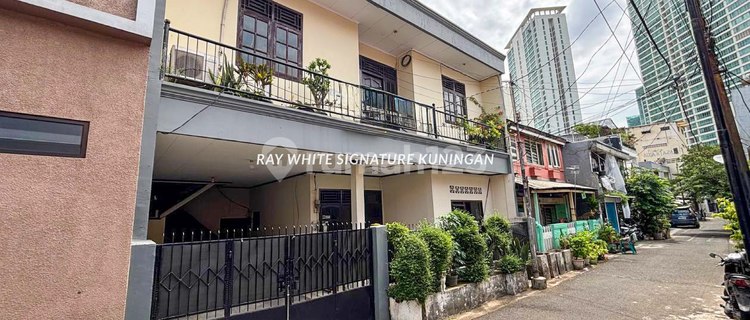 Strategic Boarding House for Sale in Setiabudi - Busy Location, High Investment Opportunity! 1