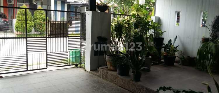 Minimalist House In Gading Serpong, 1.5 Floors, Good Condition, SHM, Ready to Occupy 1