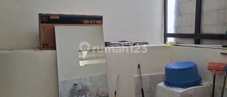 Very Comfortable, Safe, Cool, Affordable, Quiet, Inexpensive, Flood-Free 1