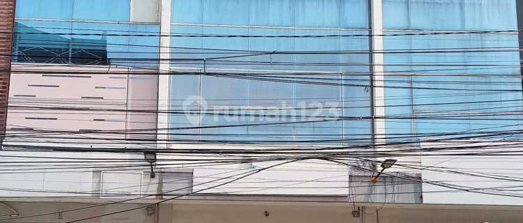 Shop House in the Center of Semarang City Near Tugu Muda Close to Paragon Mall 1