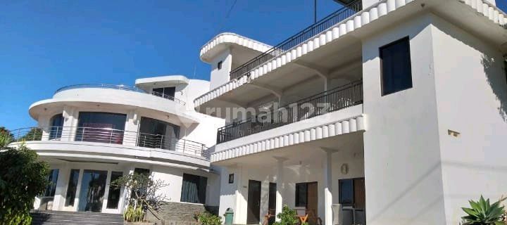 Villa View Very Nice, cool, peaceful. 1