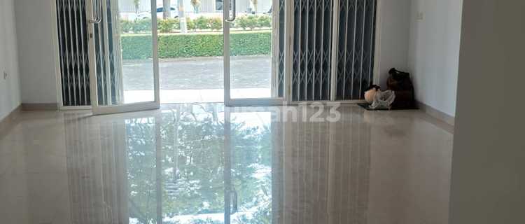 Very Strategic Potential Shop House in BSB 1