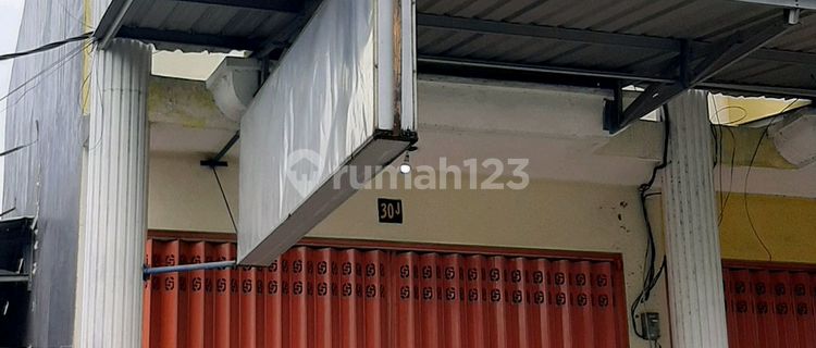 For Rent: 2-Story Shop House in Raden Wijaya, Mojokerto 1