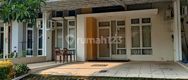 Nice House Ready to Live in Alamanda Graha Padma 1