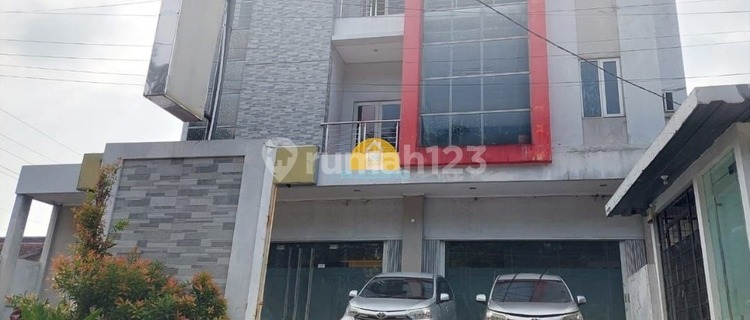 Bangunan Komersial Luas Strategis Kawasan Ramai Dokter Wahidin 1