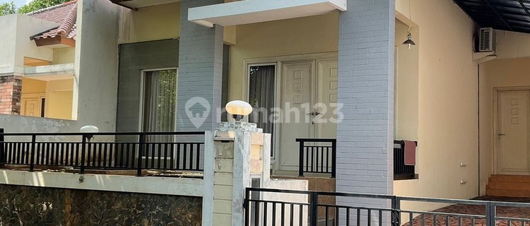 Rumah Cluster di Asoka Candigolf 1