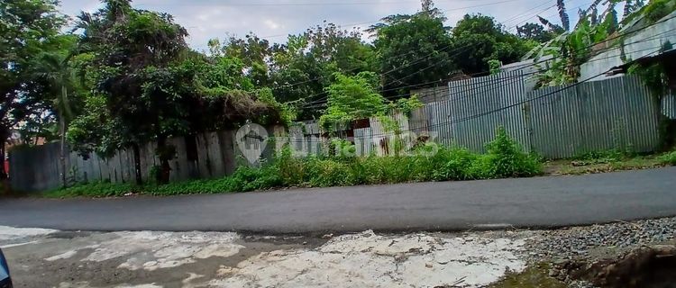 Land on Jalan Raung Gajahmungkur 1