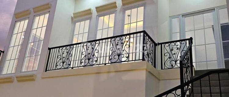 Rumah Mewah 3 Lantai Sangat Kokoh Dan Interior Full Marmer Serta Sanitary Exclusive Grohe Di Pulomas, Jakarta Timur Dalam Kavling One Gate Access. Aman Strategis, Nyaman Dan Bebas Banjir. Sekali Lihat Pasti Ingin Beli 1