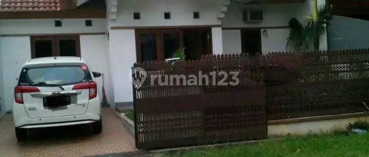 Rumah Di Kencana Loka Bsd Sektor 12 – Harga Sewa Terjangkau! 1