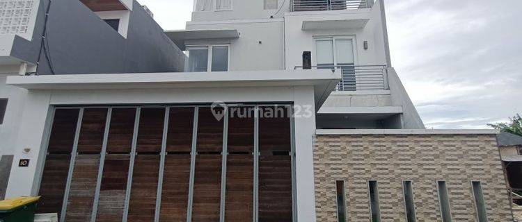 Rumah Fully Furnished Di Gunung Salak Dekat Seminyak Bali 1