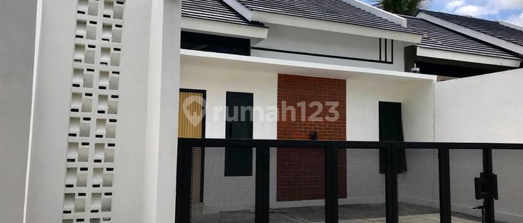 Rumah Cantik Dilokasi Strategis Utara Sleman City Hall Sleman Yogyakarta 1