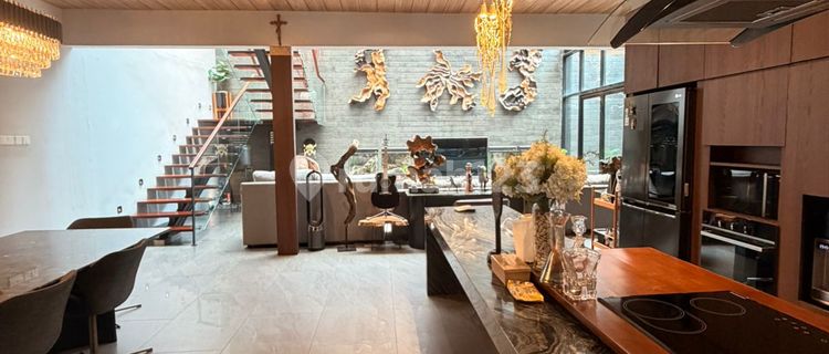 Luxury Fully Furnished House for Sale in Alam Sutera 1