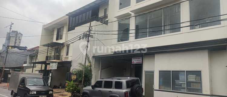 For Sale Ready-to-Occupy 3-Storey House in Kemanggisan, West Jakarta 1