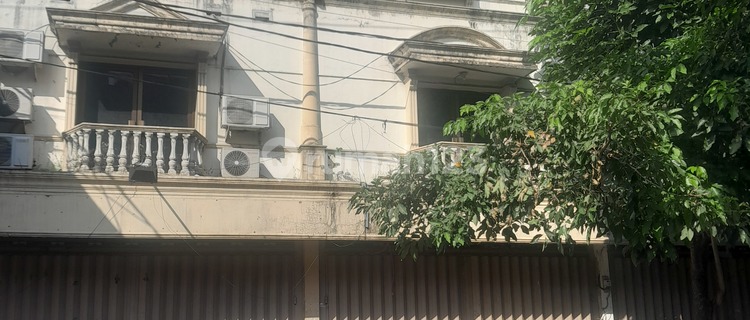 Downtown Shop House. Suitable For Any Business 1
