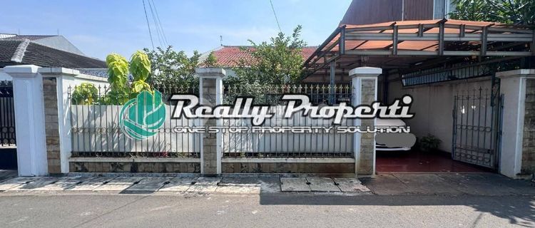 Disewakan Rumah Lokasi Strategis Dekat Tol Kalimalng Jak Tim 1