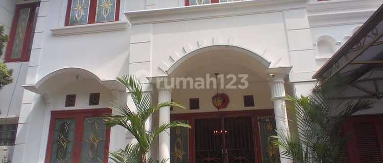 Rumah Cantik Ditaman Pulo Indah Cakung Lt 220m 1