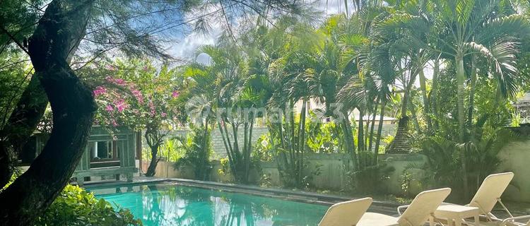Kost di berawa Canggu, Badung dekat ke pantai berawa 1