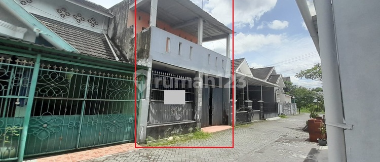 Residential House in the Telaga Asri Housing Complex - Tlogoadi Sleman 1