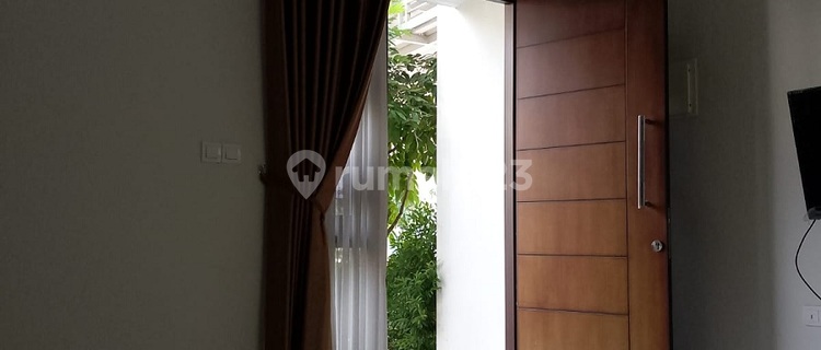 Beautiful House In Burgundy Cluster Summarecon Bekasi 1