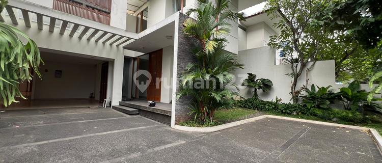 Disewakan Rumah Daerah Kemang 1