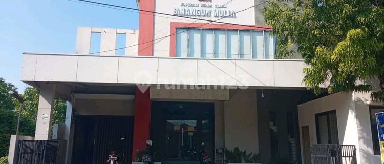 Strategic Office in West Semarang 1