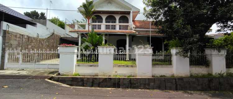 Rumah 2 Lantai Sekolah Don Bosko Unika Akpol Bn 1